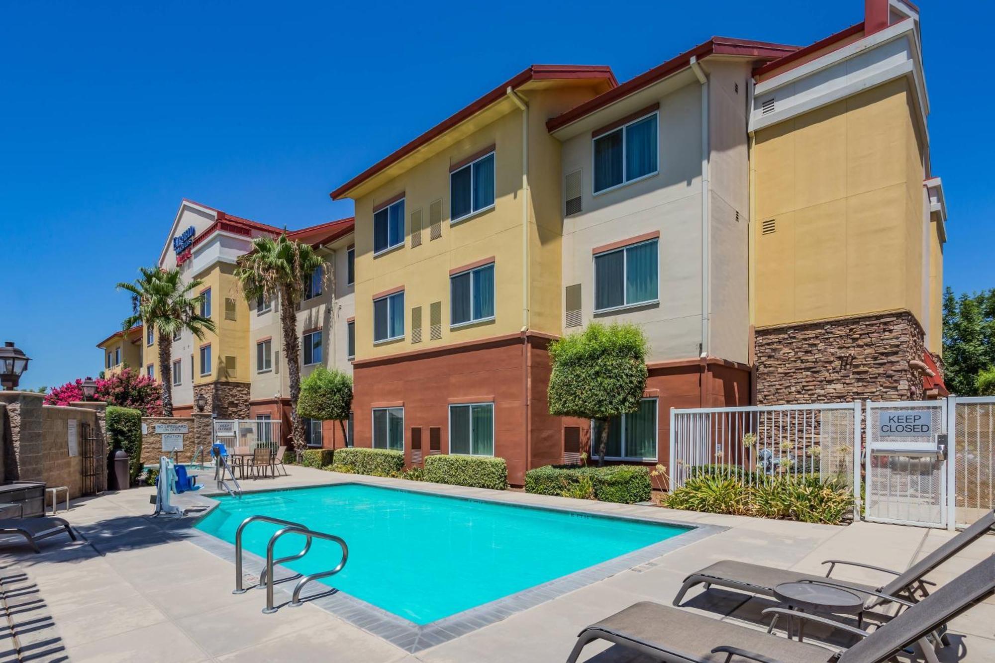 Fairfield Inn And Suites Turlock Exteriér fotografie